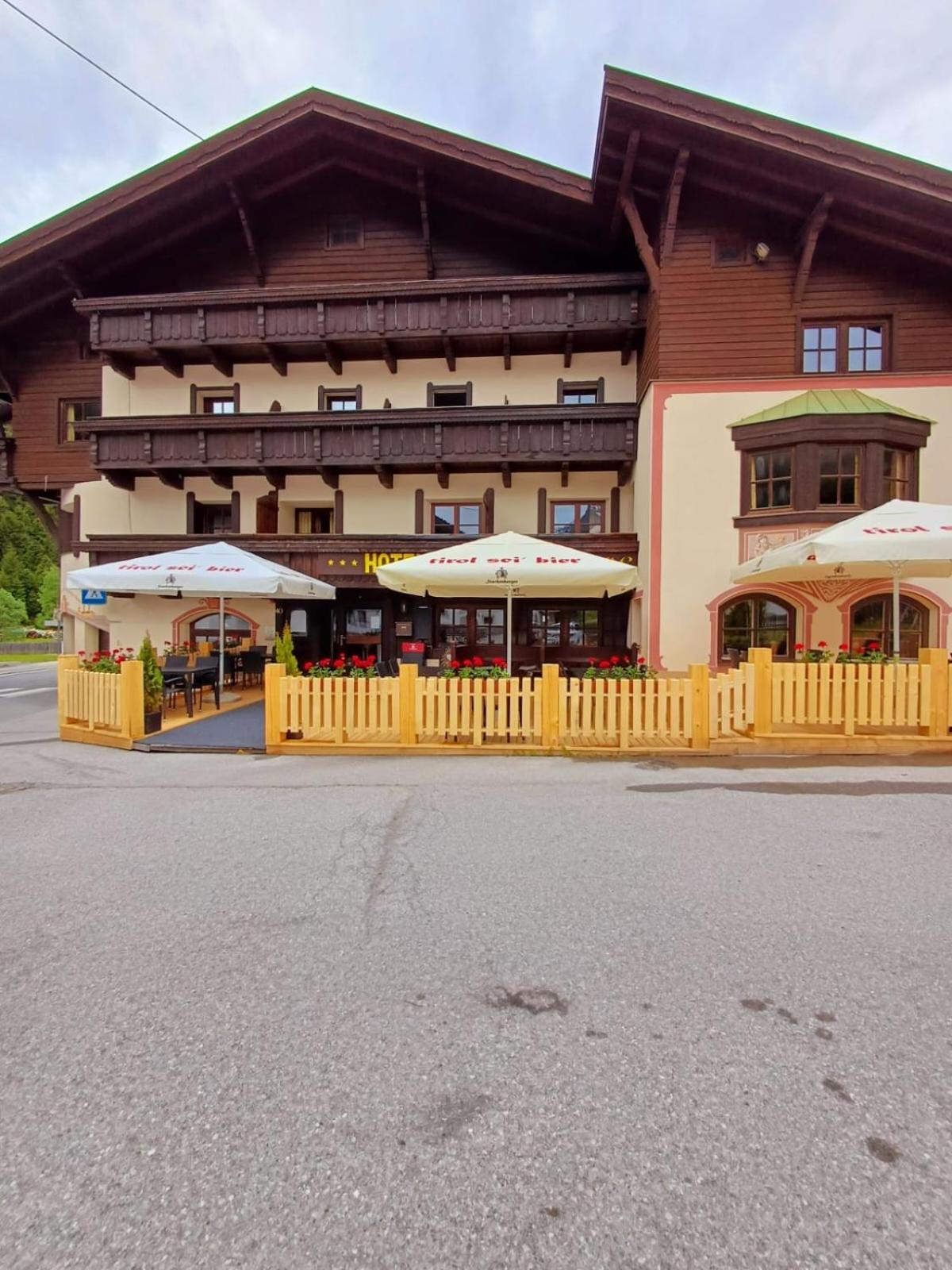 Hotel Restaurant Liesele Sonne Sankt Leonhard im Pitztal Eksteriør billede